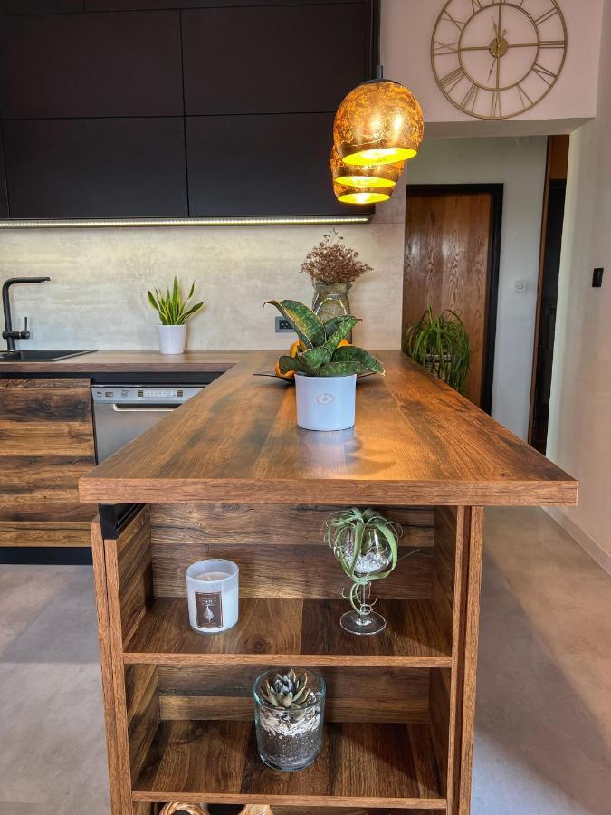 Apartmani Mia Palit Ngoại thất bức ảnh